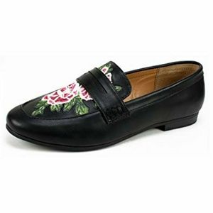 Brand New seven dials rose embroidered loafers 9.5